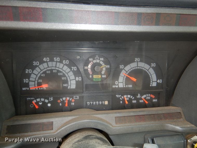 image for item DN7279 1999 Chevrolet C8500  dump truck