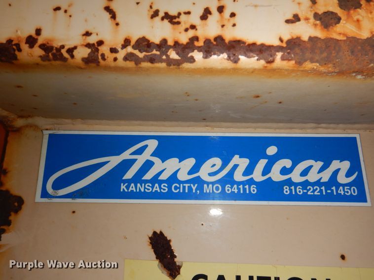 image for item DN7279 1999 Chevrolet C8500  dump truck