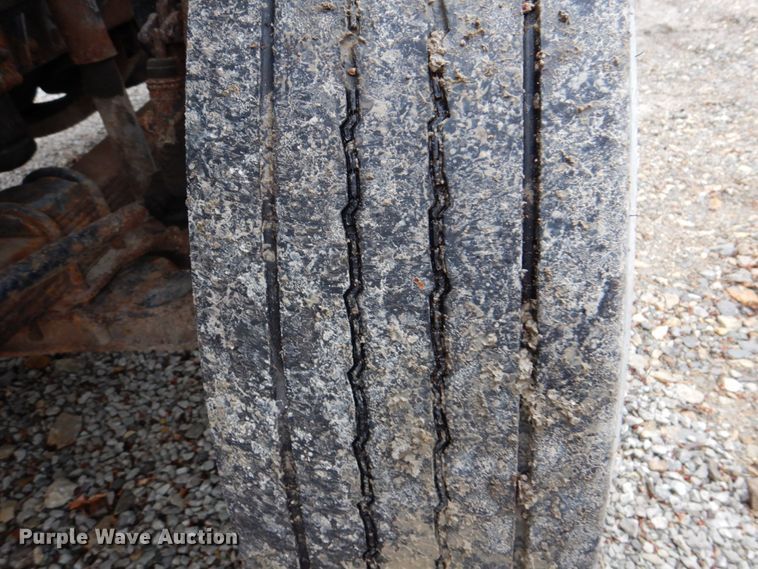 image for item DN7279 1999 Chevrolet C8500  dump truck