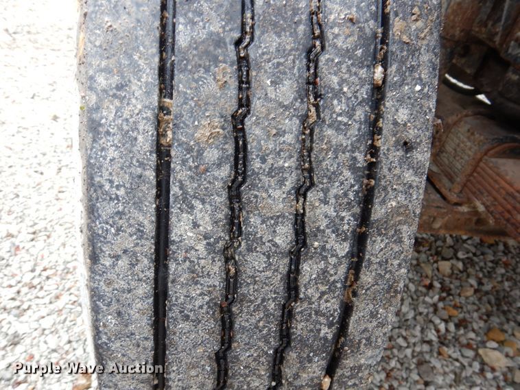 image for item DN7279 1999 Chevrolet C8500  dump truck