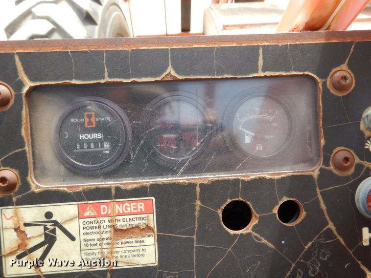 image for item DN7289 1996 SkyTrak 8042  telehandler