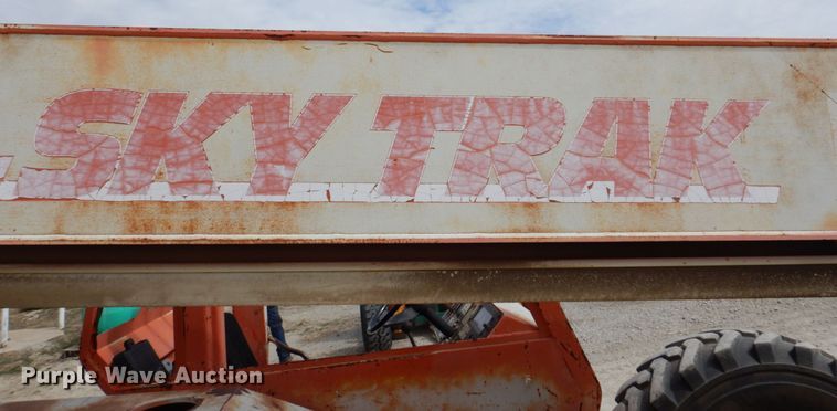 image for item DN7289 1996 SkyTrak 8042  telehandler