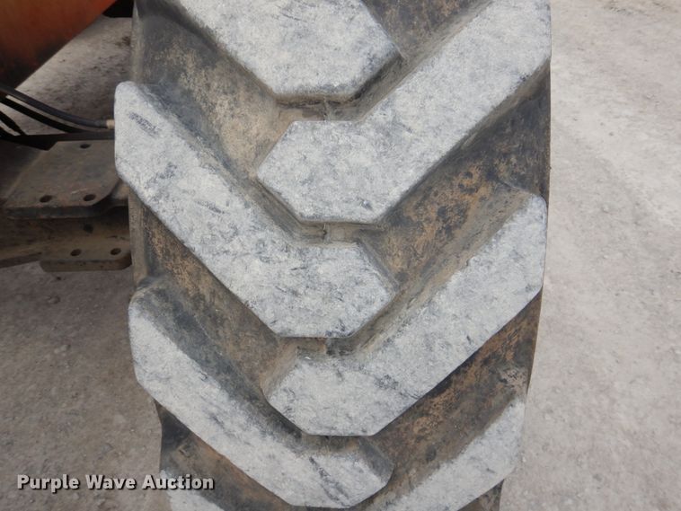 image for item DN7289 1996 SkyTrak 8042  telehandler