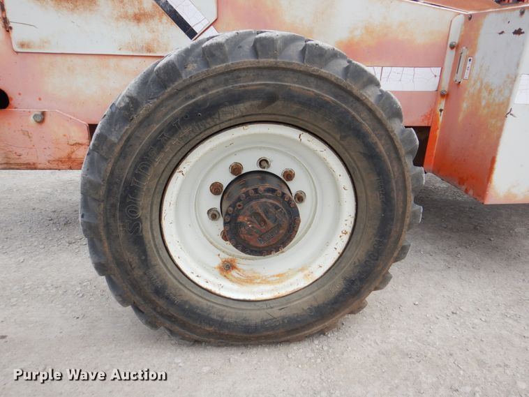 image for item DN7289 1996 SkyTrak 8042  telehandler