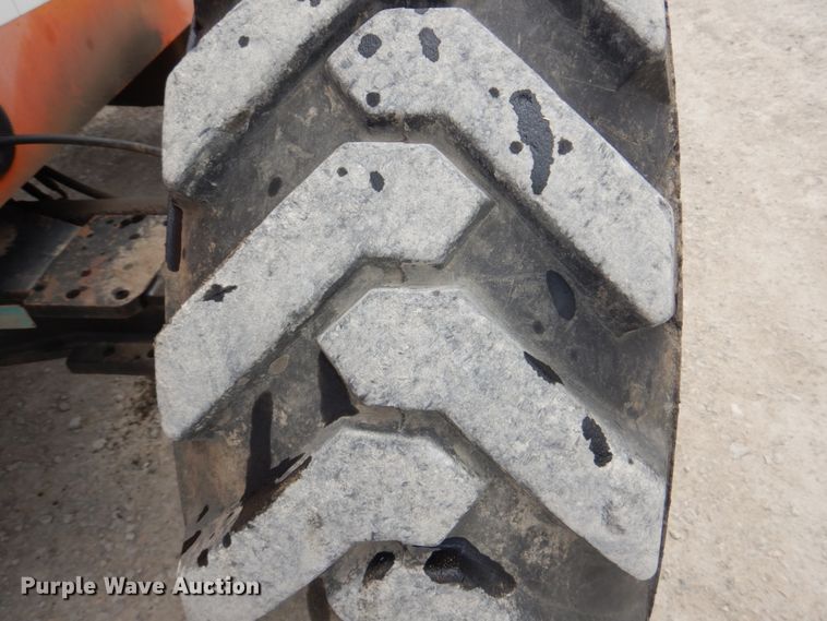 image for item DN7289 1996 SkyTrak 8042  telehandler