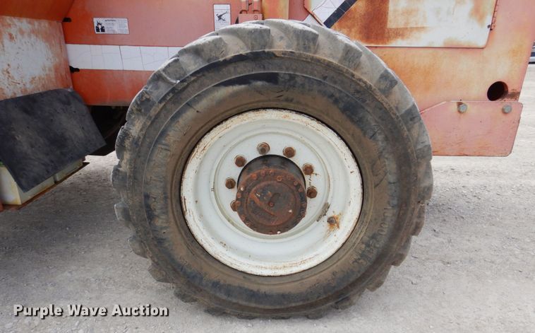 image for item DN7289 1996 SkyTrak 8042  telehandler