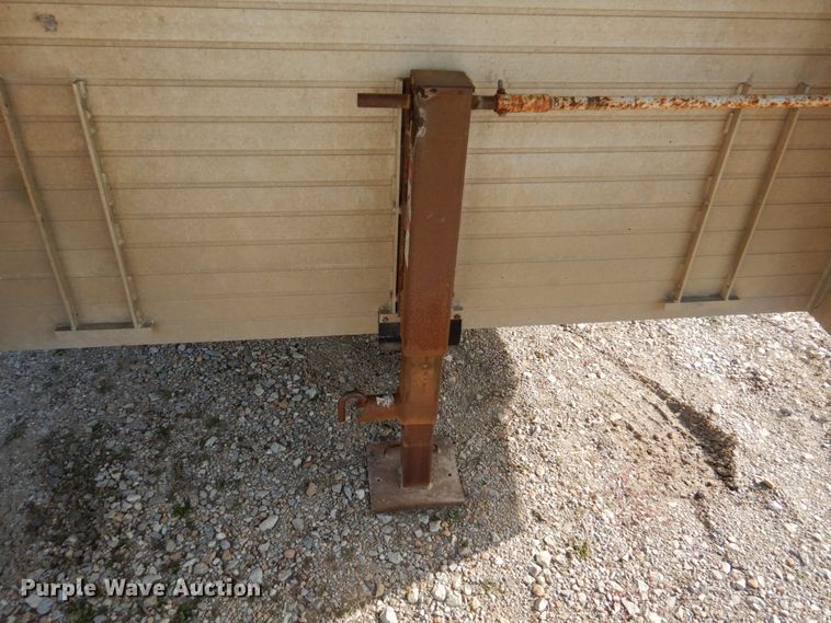 image for item DN7298 1999 Hillsboro Endura  enclosed cargo trailer