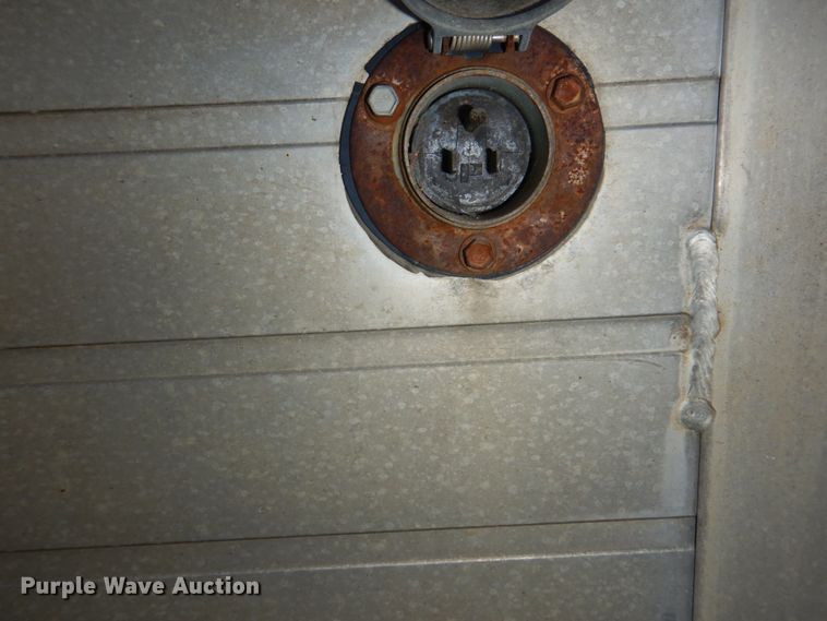 image for item DN7298 1999 Hillsboro Endura  enclosed cargo trailer