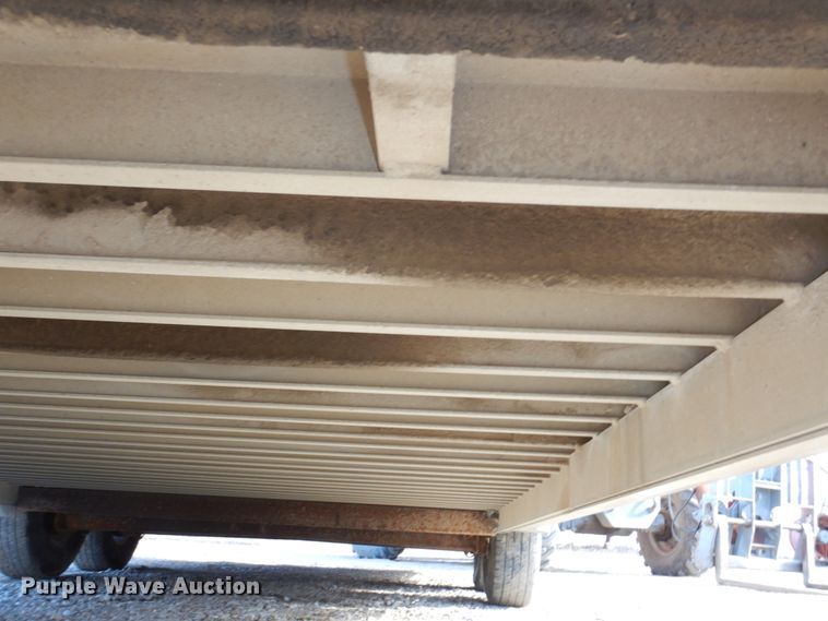 image for item DN7298 1999 Hillsboro Endura  enclosed cargo trailer