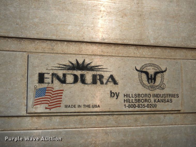 image for item DN7298 1999 Hillsboro Endura  enclosed cargo trailer