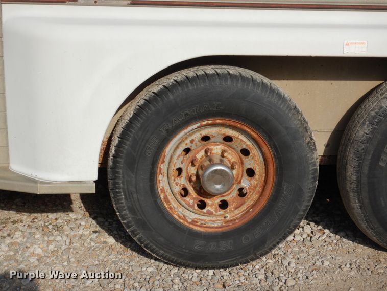 image for item DN7298 1999 Hillsboro Endura  enclosed cargo trailer