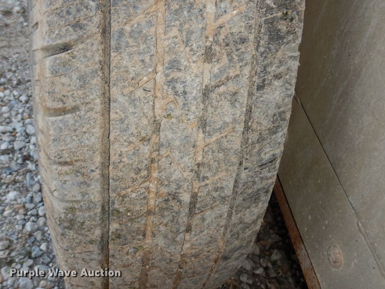 image for item DN7298 1999 Hillsboro Endura  enclosed cargo trailer