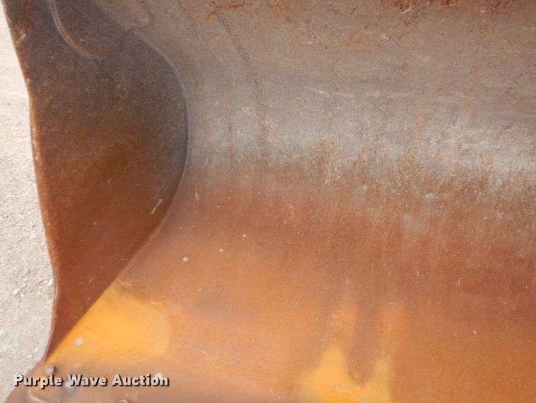 image for item DN7302 2004 Komatsu WA380-5  wheel loader