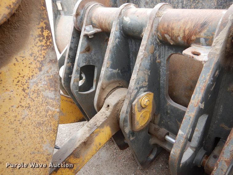 image for item DN7302 2004 Komatsu WA380-5  wheel loader