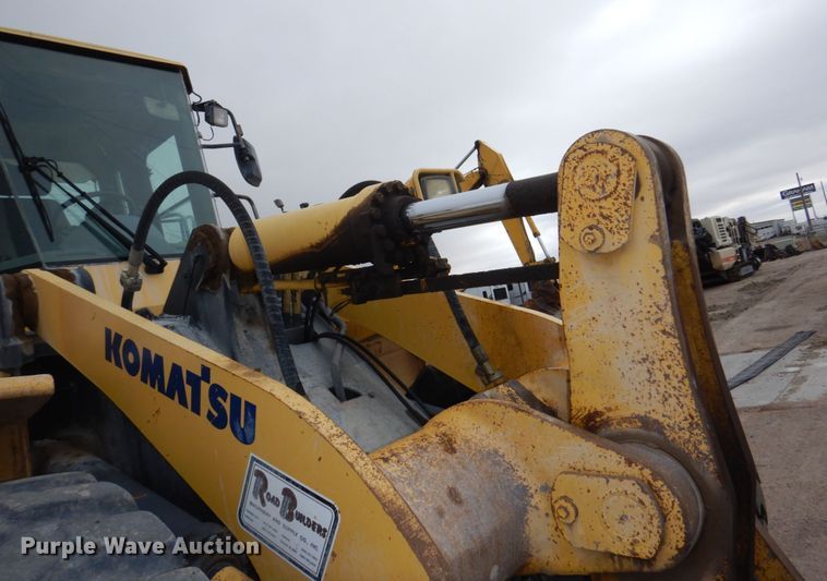 image for item DN7302 2004 Komatsu WA380-5  wheel loader