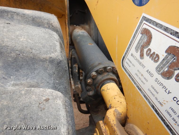 image for item DN7302 2004 Komatsu WA380-5  wheel loader