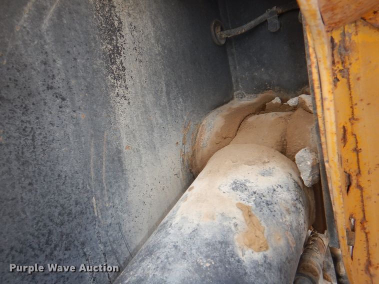image for item DN7302 2004 Komatsu WA380-5  wheel loader