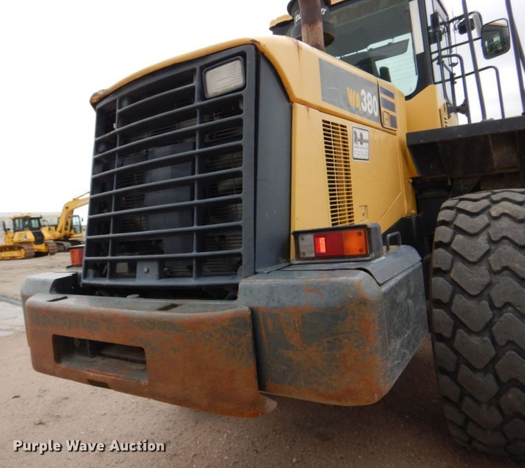image for item DN7302 2004 Komatsu WA380-5  wheel loader