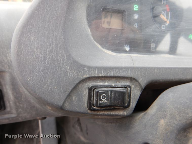 image for item DN7302 2004 Komatsu WA380-5  wheel loader