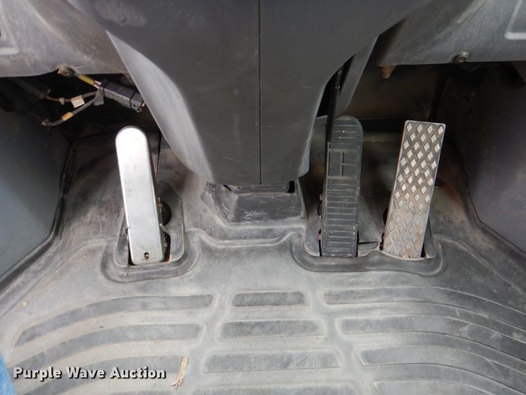 image for item DN7302 2004 Komatsu WA380-5  wheel loader