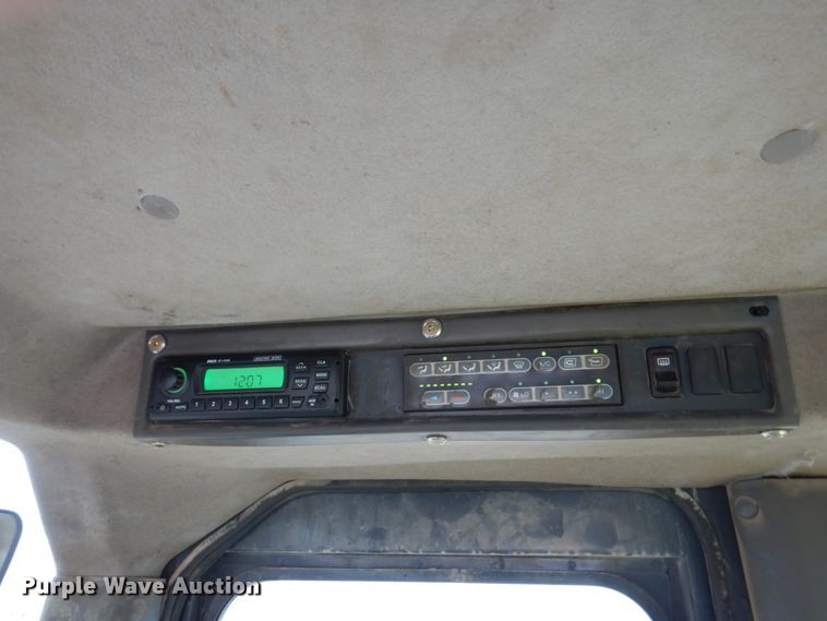 image for item DN7302 2004 Komatsu WA380-5  wheel loader