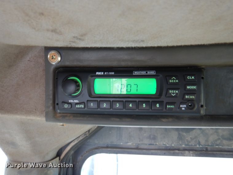 image for item DN7302 2004 Komatsu WA380-5  wheel loader