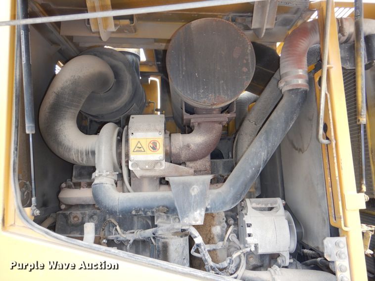 image for item DN7302 2004 Komatsu WA380-5  wheel loader