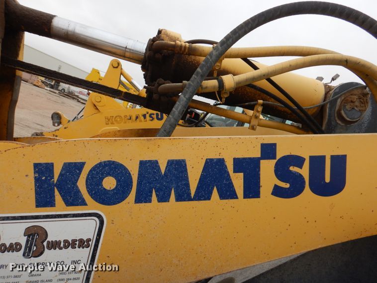image for item DN7302 2004 Komatsu WA380-5  wheel loader