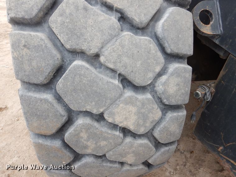image for item DN7302 2004 Komatsu WA380-5  wheel loader
