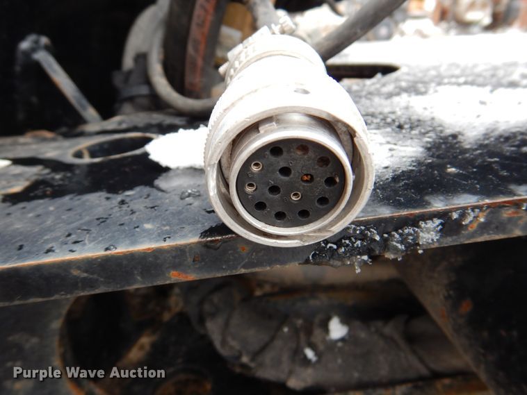 image for item DN7304 8' W skid steer broom