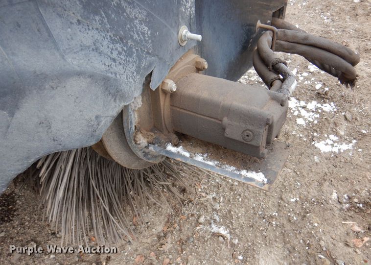 image for item DN7304 8' W skid steer broom