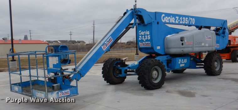 image for item DN7305 2009 Genie Z135  boom lift
