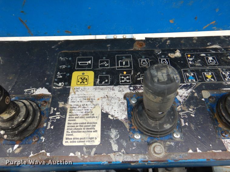 image for item DN7305 2009 Genie Z135  boom lift