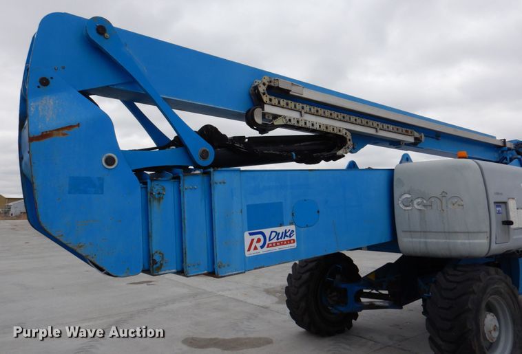 image for item DN7305 2009 Genie Z135  boom lift