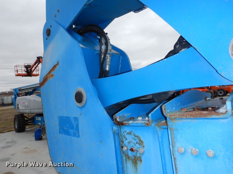image for item DN7305 2009 Genie Z135  boom lift