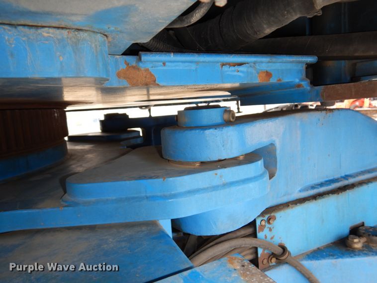 image for item DN7305 2009 Genie Z135  boom lift