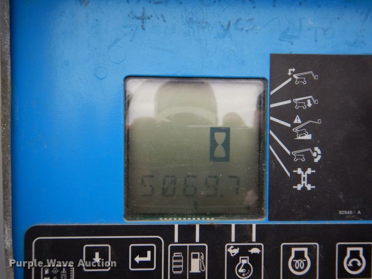 image for item DN7305 2009 Genie Z135  boom lift