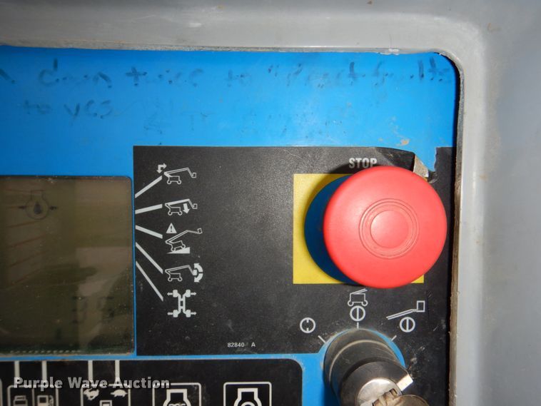 image for item DN7305 2009 Genie Z135  boom lift