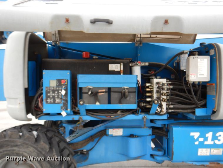 image for item DN7305 2009 Genie Z135  boom lift