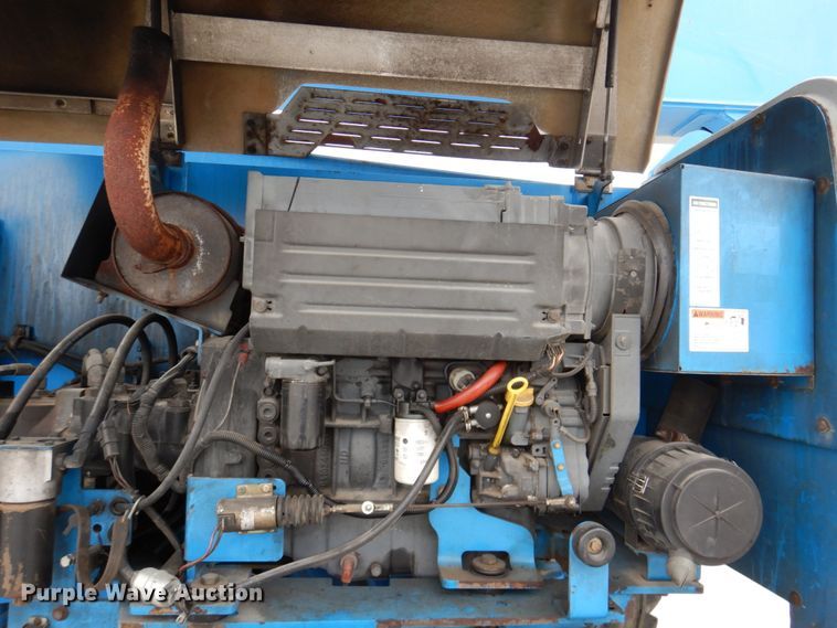 image for item DN7305 2009 Genie Z135  boom lift