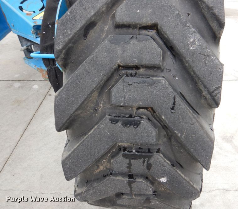 image for item DN7305 2009 Genie Z135  boom lift