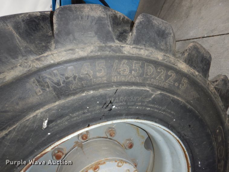 image for item DN7305 2009 Genie Z135  boom lift