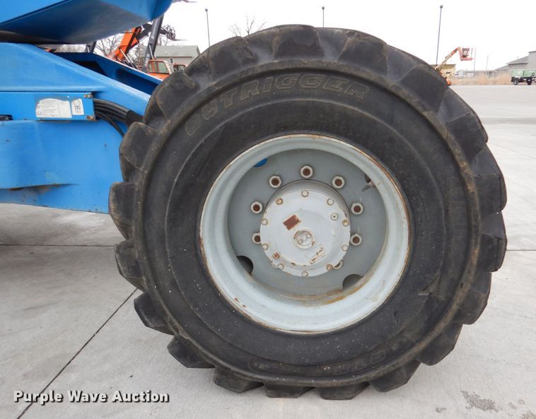 image for item DN7305 2009 Genie Z135  boom lift