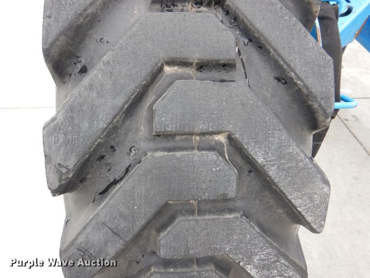 image for item DN7305 2009 Genie Z135  boom lift