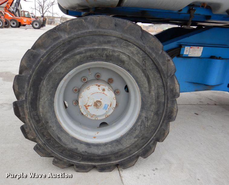 image for item DN7305 2009 Genie Z135  boom lift