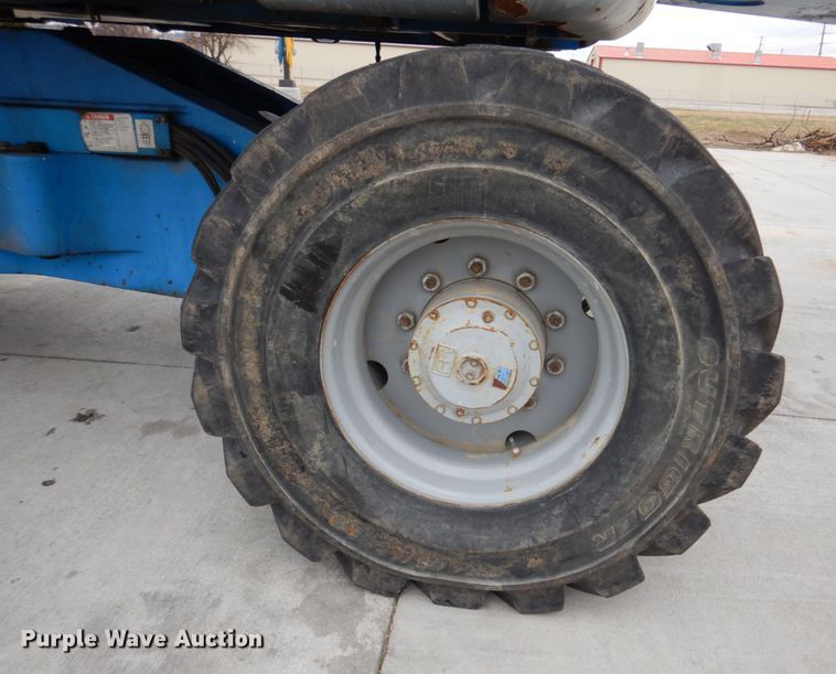 image for item DN7305 2009 Genie Z135  boom lift