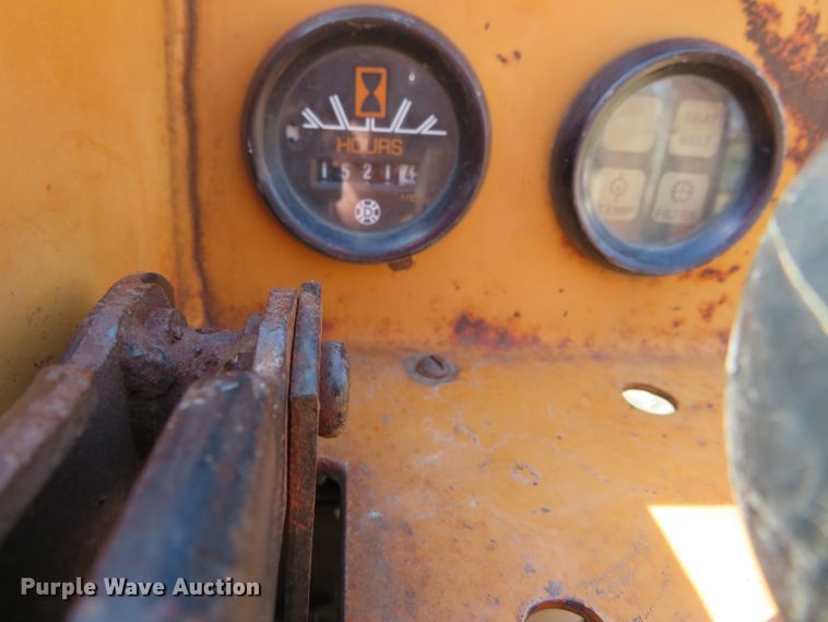 image for item DN7920 1994 Case Maxi Sneaker Series C  cable plow