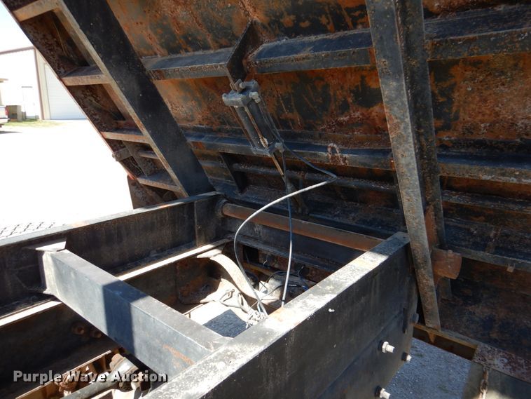 image for item DP3918 1988 Mack Econodyne R688ST  dump truck