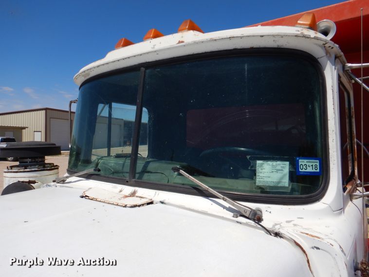 image for item DP3918 1988 Mack Econodyne R688ST  dump truck