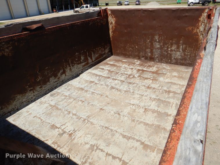 image for item DP3918 1988 Mack Econodyne R688ST  dump truck